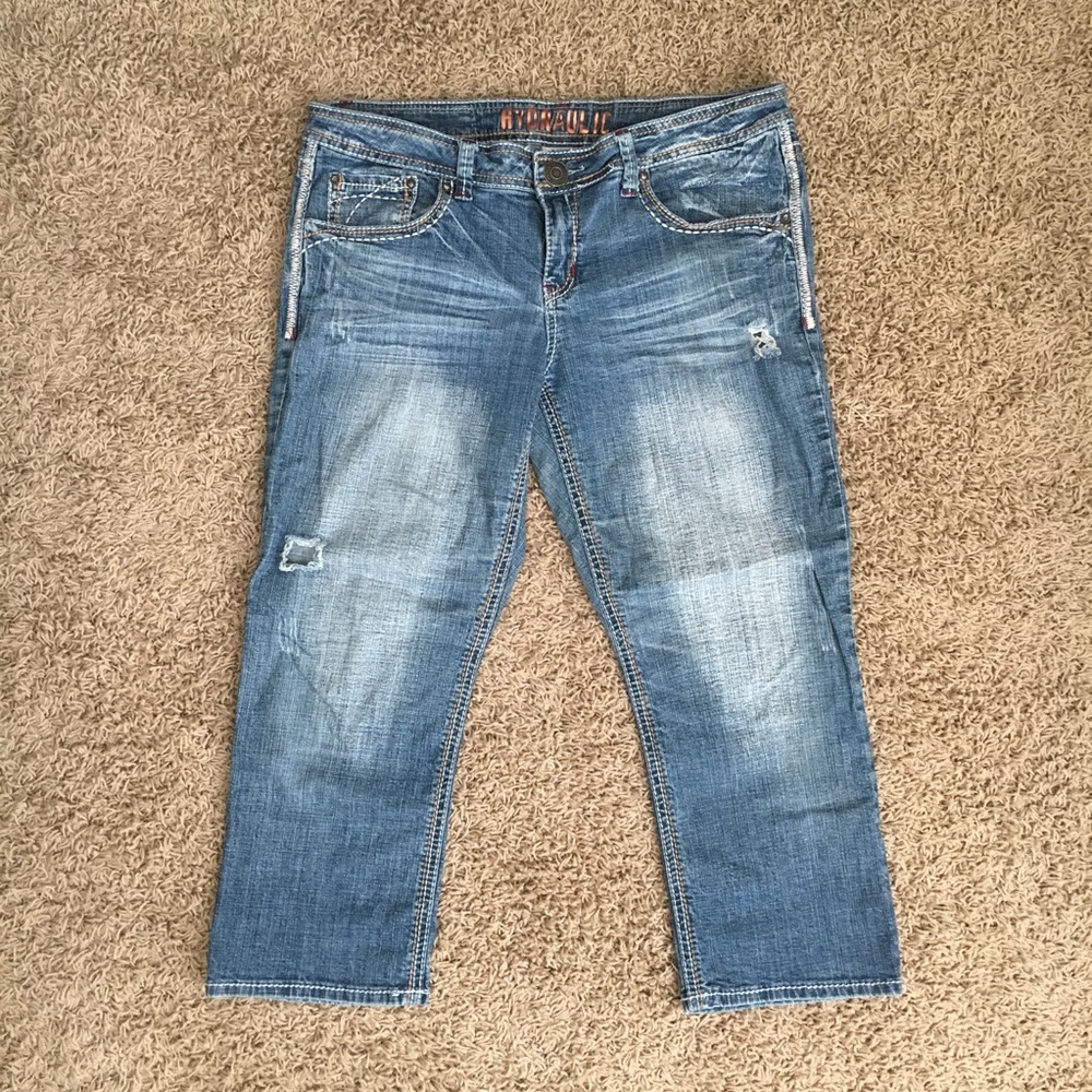Hydraulic Capri Pants